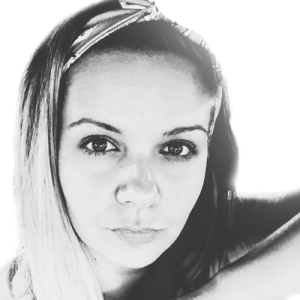sylwi_BW-removebg-preview